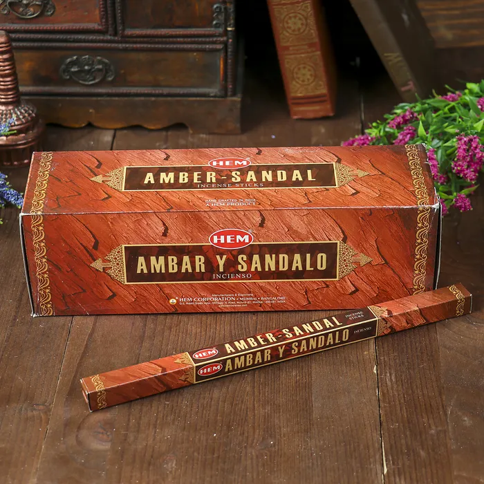 Благовония HEM "Amber sandal, амбер сандал", 8 палочек