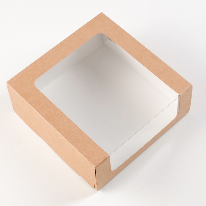 Коробка подарочная с окном, 18×18×7