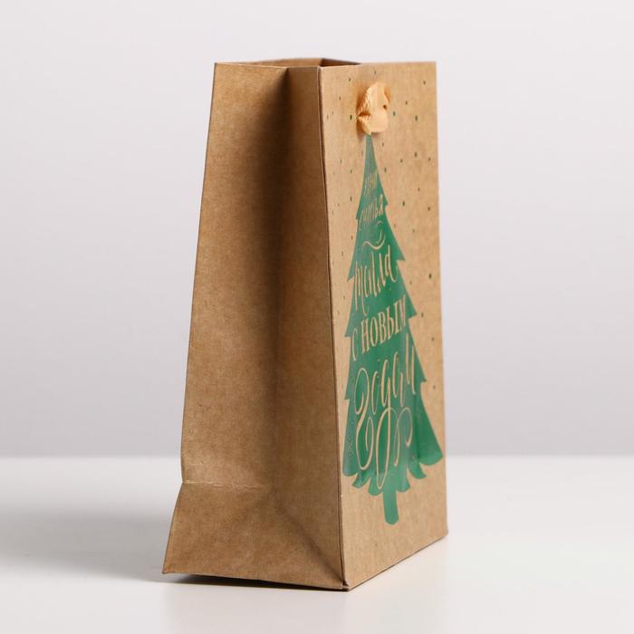 Пакет подарочный новогодний крафтовый "Елочка нарядная", 15×12×5.5