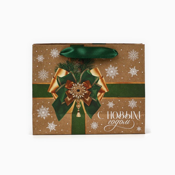 Пакет подарочный новогодний крафтовый "Новогодний бант", 15×12×5.5